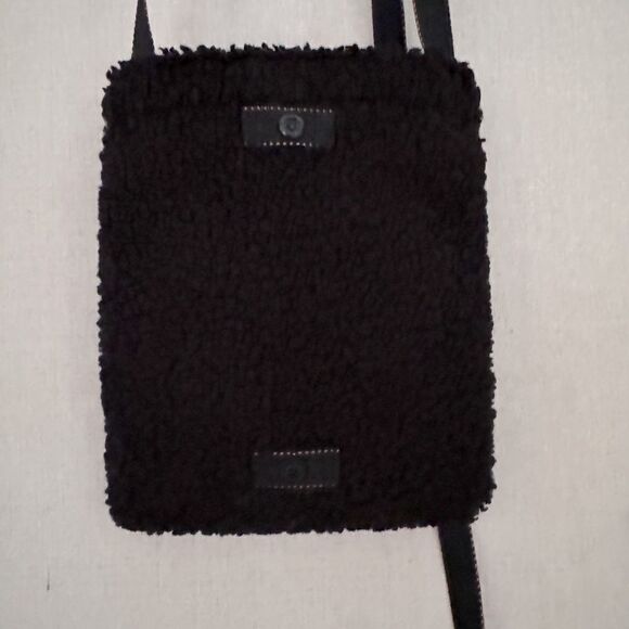 Rag and Bone black teddt bear fur phone pouch crossbody NWOT - Picture 3 of 9